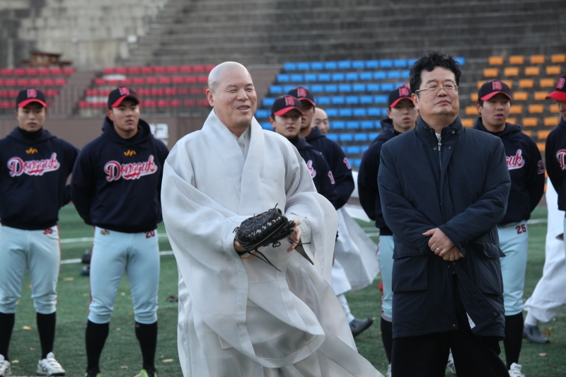 2014.11.12_동국대 야구부 훈련장 방문 (4)